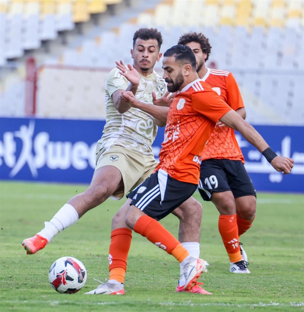 مباراة الأهلي وفاركو في الدوري المصري