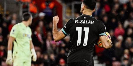 محمد صلاح يسجل هدف ليفربول الثالث أمام ساوثهامبتون من ركلة جزاء (صور) - أخبار كلمتك