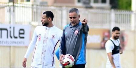 جوميز يعطي تعليمات فنية لـ دونجا قبل مواجهة الزمالك وبلاك بولز الموزمبيقي - أخبار كلمتك