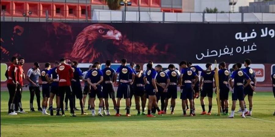 الأهلي يبدأ تدريباته استعدادا لمباراة الألومنيوم في كأس مصر