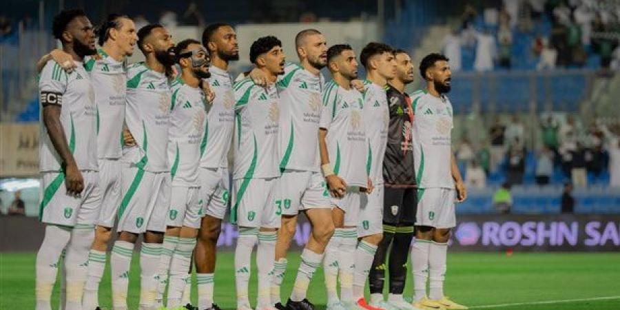 أهلي جدة يتقدم على الشرطة العراقي 2-1 في الشوط الأول - أخبار كلمتك