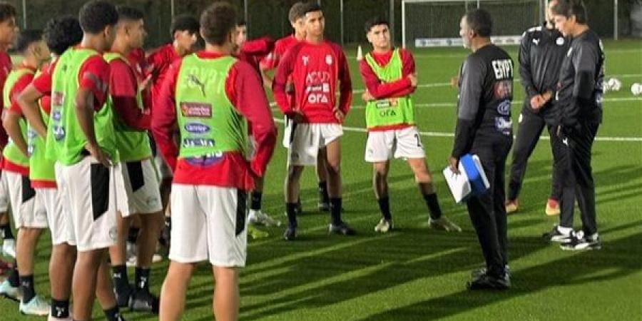 خمس أندية تساهم في التشكيلة الأساسية لمنتخب الناشئين أمام المغرب - أخبار كلمتك