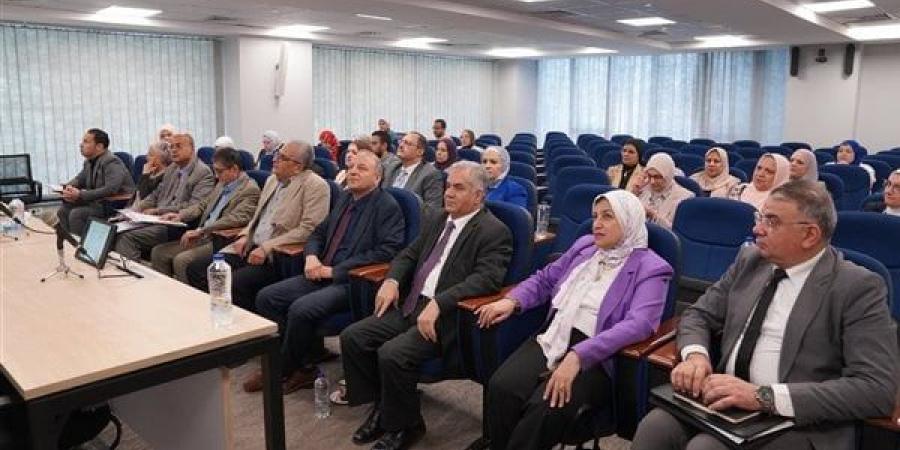 مجلس جامعة عين شمس يناقش اللائحة الموحدة الاسترشادية بنظام الساعات المعتمدة - أخبار كلمتك