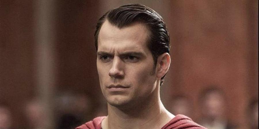 جيمس جان يكشف سبب تغير شكل بدلة SUPERMAN - أخبار كلمتك