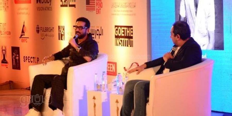 عمرو سعد بالقاهرة السينمائي: بكيت لما شوفت أفيش أول فيلم عملته وعانيت كتير في حياتي - أخبار كلمتك