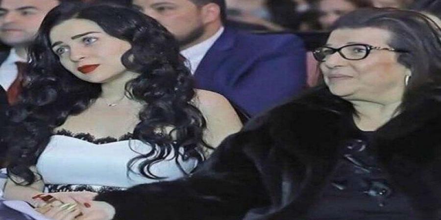 مشاهير العرب - موعد ومكان جنازة والدة الفنانة مي عز الدين - أخبار كلمتك