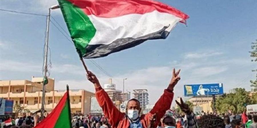 بداية تقسيم ما تبقى من السودان، الإعلان عن تشكيل حكومة موازية في الخرطوم - أخبار كلمتك