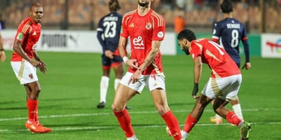 الرياضة -   08:03  - المارد ينتفض.. الأهلي يكتسح شباب بلوزداد 6-1 بدوري أبطال إفريقيا «فيديو» - أخبار كلمتك