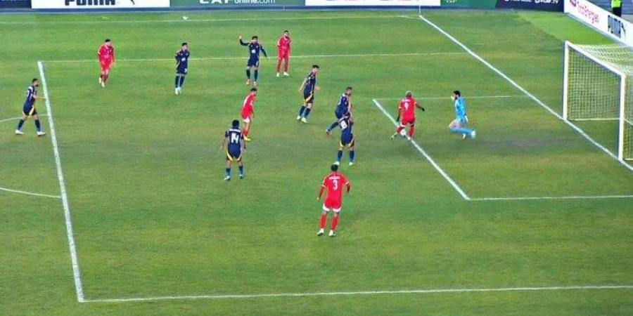 الرياضة -   09:56  - دوري أبطال إفريقيا.. الأهلي يفرض التعادل السلبي على بلوزداد في الشوط الأول - أخبار كلمتك