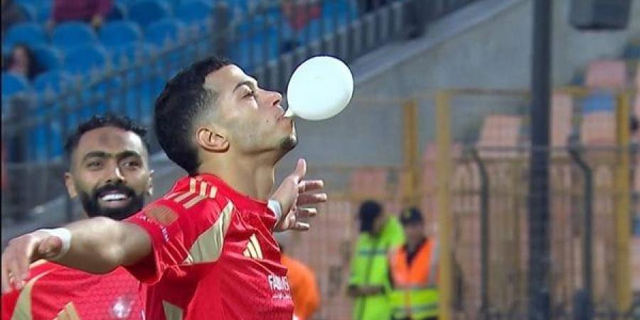 هل يقصد الزمالك؟ إمام عاشور يكشف سر احتفال البلونة - أخبار كلمتك