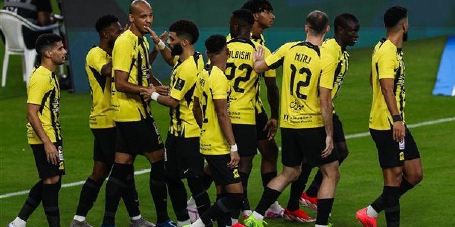 الدوري السعودي، اتحاد جدة يتعادل أمام الفيحاء في الشوط الأول - أخبار كلمتك