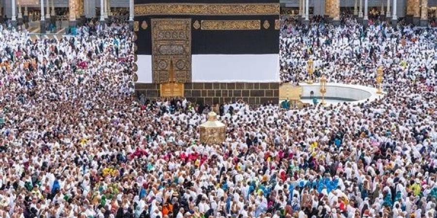 السعودية تعلن ضوابط جديدة لعمرة رمضان.. تحذيرات لشركات الطيران من تصعيد مسافرين بدون الحصول على لقاحات الالتهاب السحائي.. 56 ألف جنيه أقل أسعار برامج العمرة - أخبار كلمتك