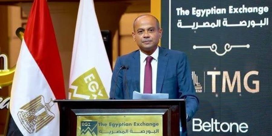 رئيس البورصة المصرية: طروحات ضخمة بسوق المال الشهر الجاري - أخبار كلمتك