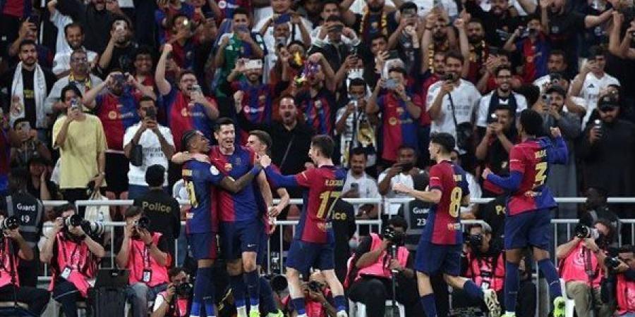 برشلونة يكتسح ريال مدريد 5-2 ويتوج بطلا لكأس السوبر الإسباني - أخبار كلمتك