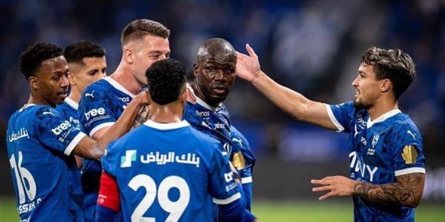 الهلال يسحق الفتح 0/9 ويتربع على صدارة الدوري السعودي (فيديو) - أخبار كلمتك