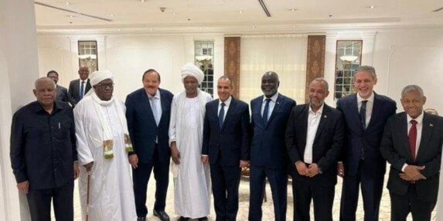 وزير الخارجية ومجموعة من الوزراء السودانيين يثمنون الراوبط التاريخية التي تجمع البلدين - أخبار كلمتك